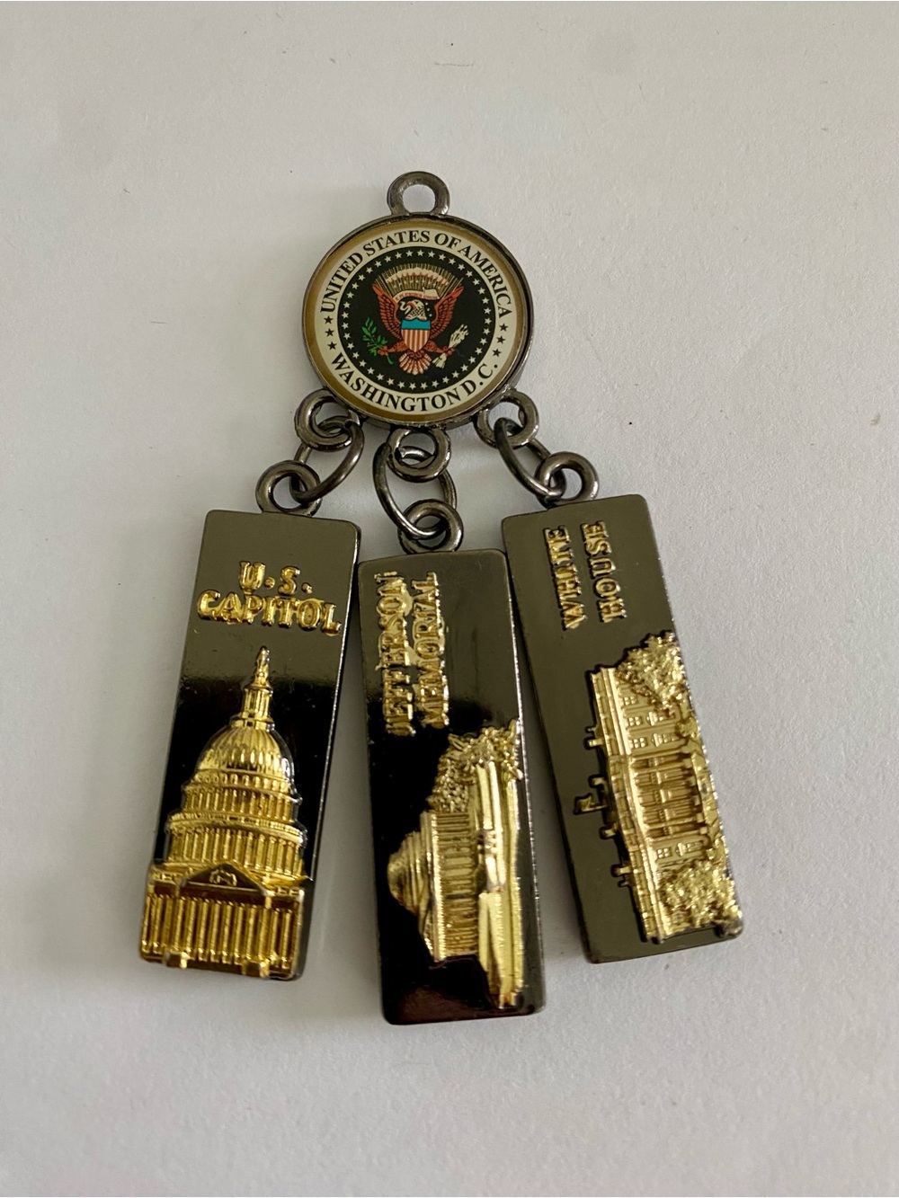 Washington D.C. Gold & Black Souvenir Keychain - U.S. Capitol